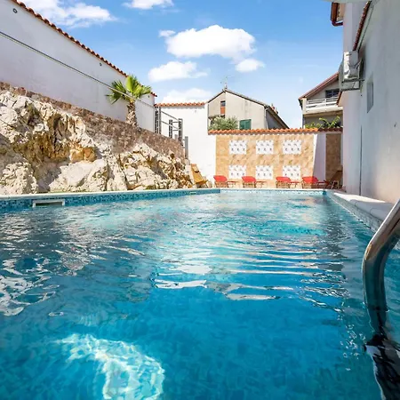 In With Outdoor Swimming Pool * Sibenik