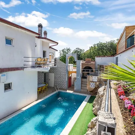 Holiday home In With Outdoor Swimming Pool Sibenik