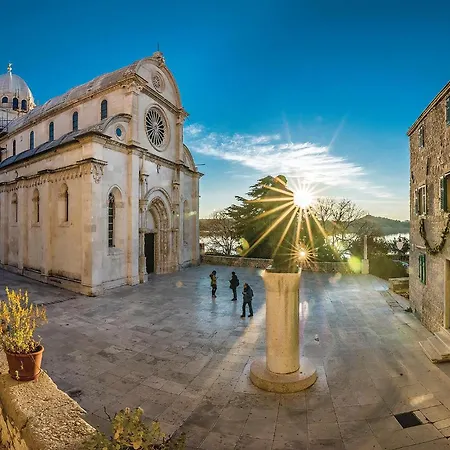Pet Friendly In Sibenik