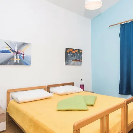Pet Friendly In Holiday home Sibenik